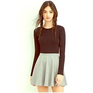 🌸 FOREVER 21 | GRAY FLARED MINI 🌸